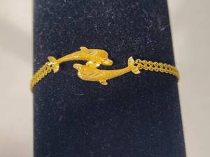 14K Yellow Gold Dolphin 7 Bracelet