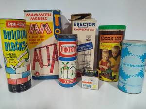 Assorted Vintage Childrens Building Blocks & Toys