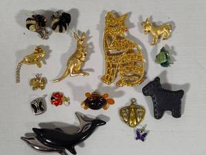 Assorted Animal PinsBrooches