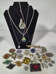 Assortment of Sparkly Brooches, Necklaces & Earrings