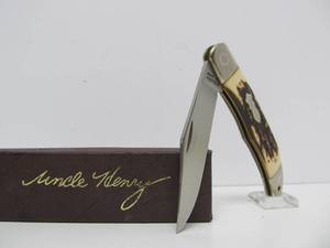 SCHRADE Uncle Henry Folding Knife - 124UH