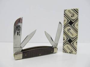QUEEN North Star Blade Collectors Knife wBox - 1996 - No .067