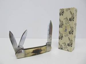QUEEN North Star Blade Collectors Knife wBox - 1996 - No. 42