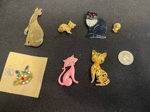 Vintage Costume Brooch Lot - Cats Inc Trifari