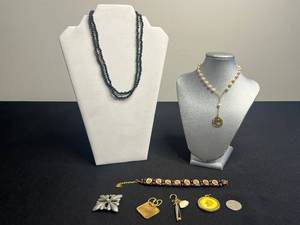 VTG Jewelry Lot Gold Tone 1776 Bicentennial $20 Coin Pendant, Black Onyx Bead Necklace, Faux Pearl Gold-Tone Chain w Pray For Us Pendant, Stretch Bracelet w Madonna Cameo & Floral Tiles, Umbrella Pin & More