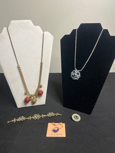 Sterling Silver India Teal Center Ring SZ 6 & Necklace Set with Crystal Halo & Pearl Border & More