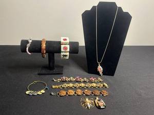 Vintage Jewelry Lot Glass Pendant Necklace & Mahjong Stretch, Floral Charm, Bangle & Beaded Bracelets, Signed Pendant
