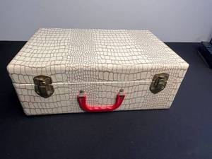 White Crocodile-Pattern Jewelry Travel Box with Red Handle & Brass Clasps