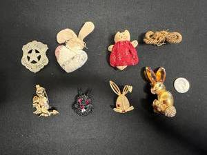 St. Paul Police Badge Pin & Gold-Tone Fairy & Bunny Brooches Inc Sarah Coventry & More Vintage Jewelry