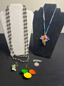 Weiss Balloon Pin, Collectible Davy Crockett Pin, Rainbow Flower Pendant Necklace & Silver Bead Chain Necklace & More