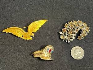 Unique Gemstone Hat Pin, Goldtone Bird Brooch & Hollycraft Crystals & Floral Cluster Pin