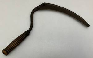 EST. $200.00 - $300.00 Antique Primitive Sickle
