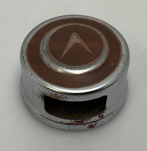 SUPER RARE Never Seen One Pontiac Magnetic Ashtray1 14 x  2 12