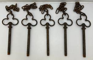 Vintage Heavy Metal Ornate Garden Fence With Chain 16