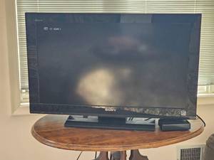 32 Inch Sony Television