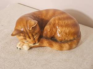 Goebel Orange Tiger Tabby Sleeping Cat