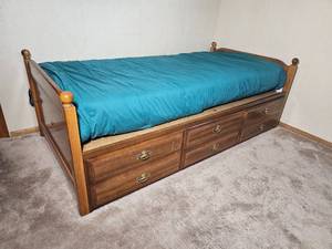 Basset Furniture American Contemporary Storage Trundle Twin Bed