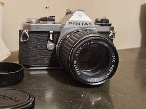 Pentax ME 35mm SLR Camera