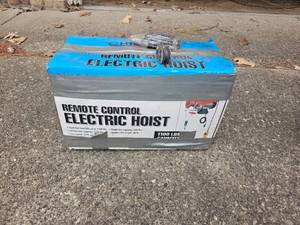 1100 LBS Remote Control Hoist