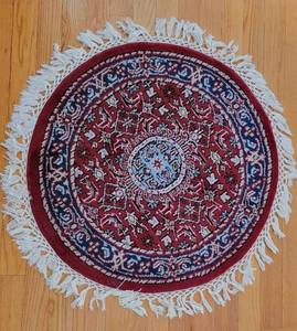 Burgundy Round Area Rug  36