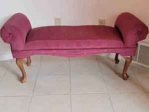 Queen Ann Upholstered Entry Bench
