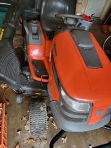 Husqvarna LGT2654 Riding Lawnmower Yard Tractor, as