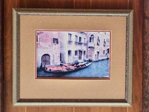 Framed Venetian Canal Scene Print Gondola View with Ornate Frame B