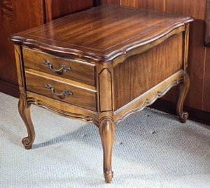 Vintage Wood Accent Table with Spindle Gallery and Cabriole Legs