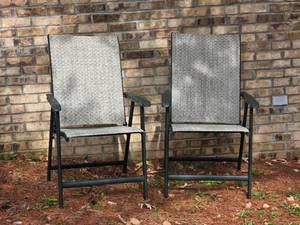 Pair of Outdoor Patio Chairs with Metal Frames