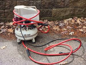2HP 4 Gallon Pancake Air Compressor
