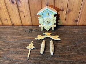 Vintage Painted Wood Cuckoo Clock  Model 302F  German Style  PartsRepair
