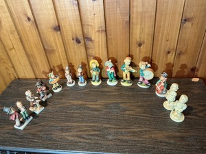 Vintage Hummel-Style Figurine Lot  Children & Musicians  Porcelain Collectibles