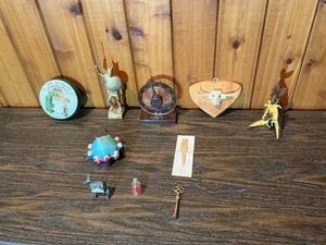 Vintage Mixed Decor & Collectibles Lot  Figurines, Pin Cushion, Key, Western Wall Art & More