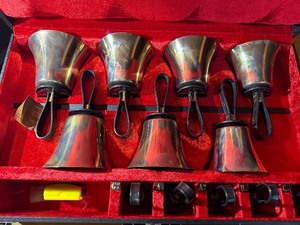 Schulmerich Handbell Set  12 Bells w Case  See new Pics 