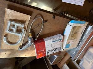 FAUCETS, KITCHEN, 2 - LAV