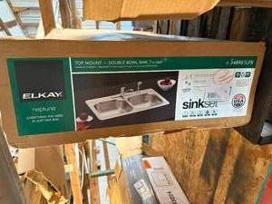 DOUBLE STAINLESS STEEL SINK W FAUCET