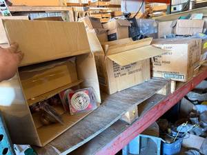 (18) NEW SINK STRAINERS