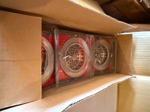 (24) NEW SINK STRAINERS