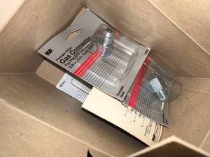 FEMALE UNION GAS CONNECTORS (50)