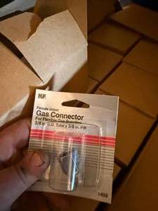 FEMALE UNION GAS CONNECTORS (50)