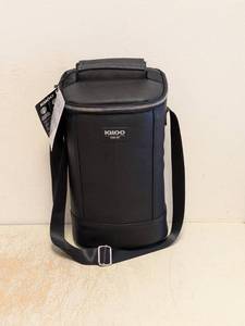 NEW IGLOO LUXE COLLECTION COOLER BAG BLACK