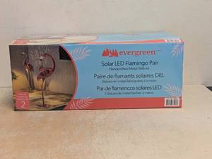 NEW EVERGREEN SOLAR LED FLAMINGO PAIR