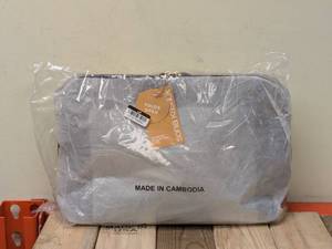 NEW SONIA KASHUK FOLDOVER MAKEUP BAG