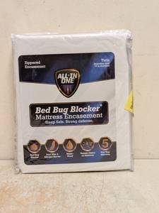 NEW ALL IN ONE BED BUG BLOCKER MATTRESS ENCASEMENT TWIN