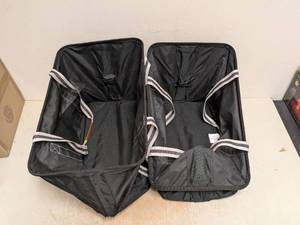 (2) CLEVERMADE CARRY ALL COLLAPSIBLE TOTE