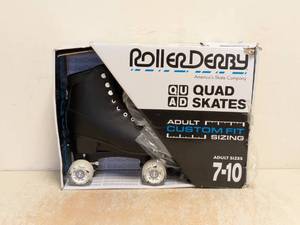 NEW ROLLER DERBY QUAD SKATES ADULT SIZE 7-10