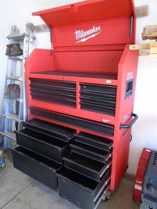 Milwaukee roller tool box. Upper & lower. 46 x 18 x 63. Hardly used. As shown.