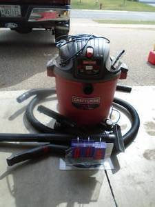 Craftsman 20 gal shop vac with hose & wand. As shown.
