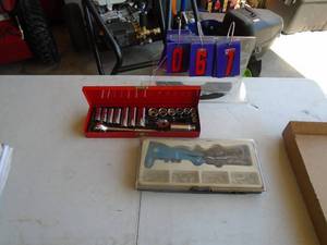 Pop rivet kit & 38� socket set. As shown.