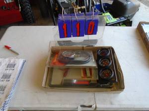 Gauges & vacuum tester. As shown.